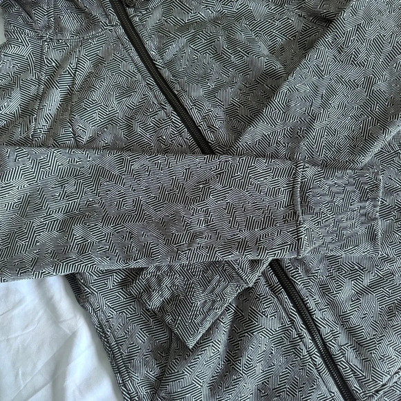 ๐๐ค Lululemon Scuba Full Zip Hoodie Seawheeze 2020 Illusionary Max Alpine White - Picture 3 of 15